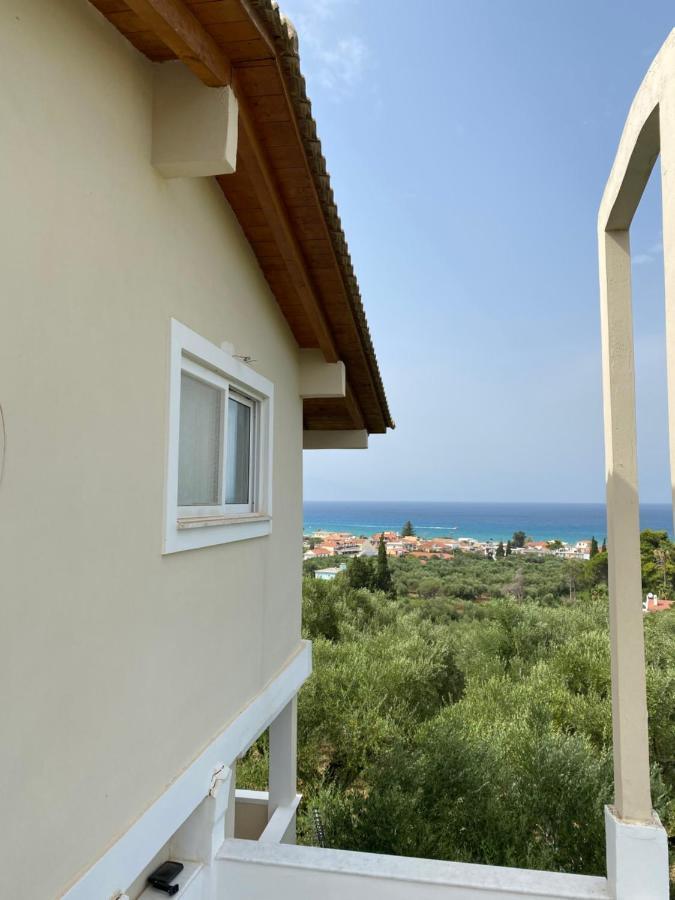 Endless Seaview Apartment B Alikész Kültér fotó